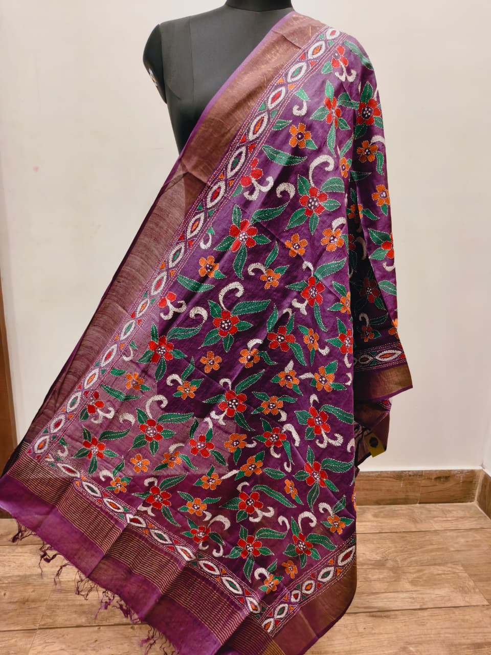 Zari Border Pure Tussar Kantha Stitch Dupatta SN26KD01