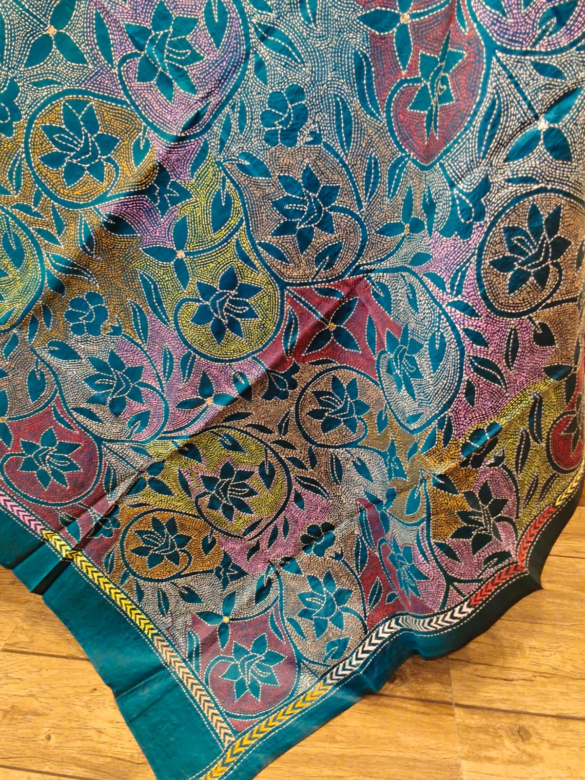 Pure Bangalore Silk Kantha Stitch Dupatta SN26KD104