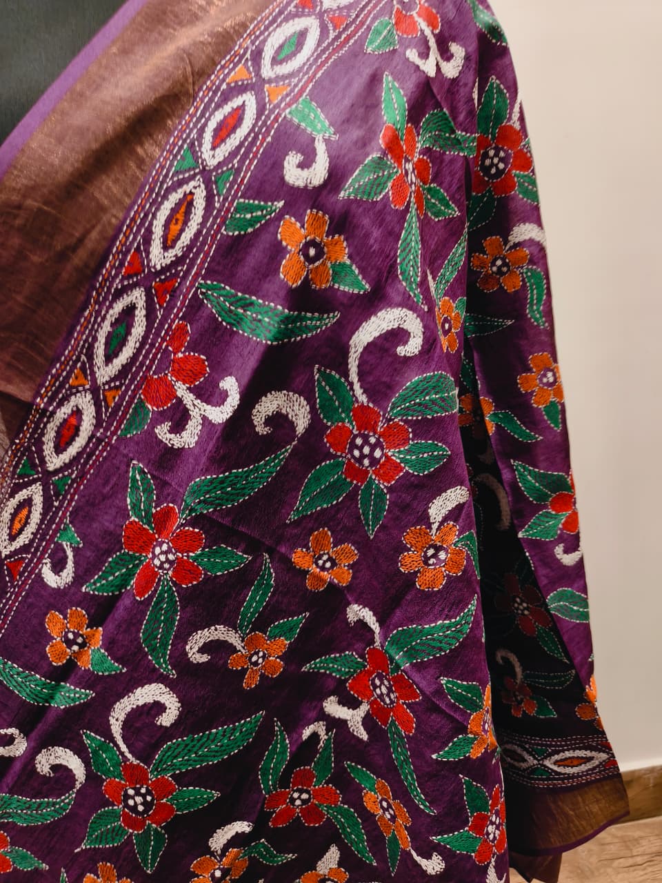 Zari Border Pure Tussar Kantha Stitch Dupatta SN26KD01