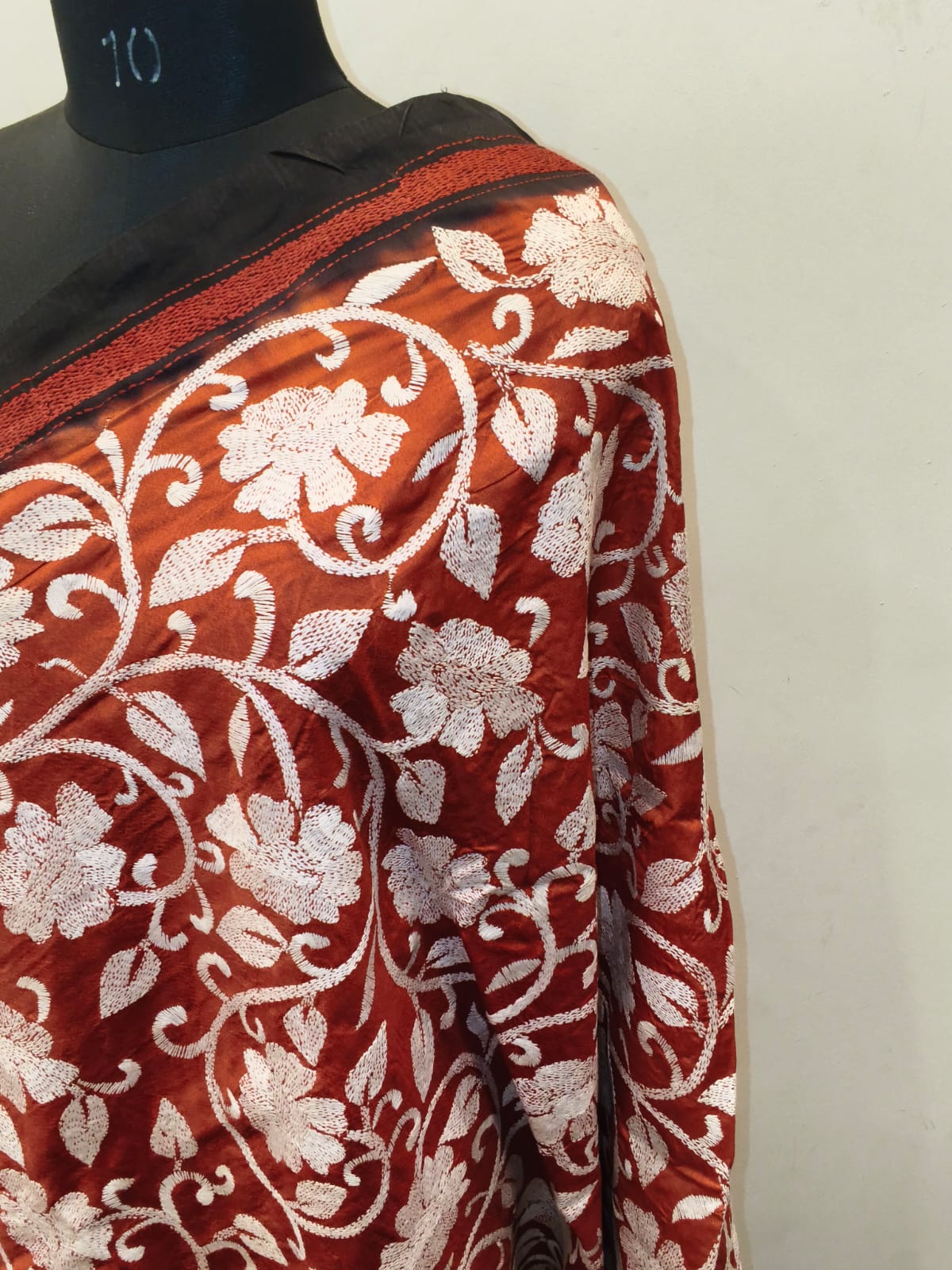 Pure Tussar Kantha Stitch Dupatta SN26KD88
