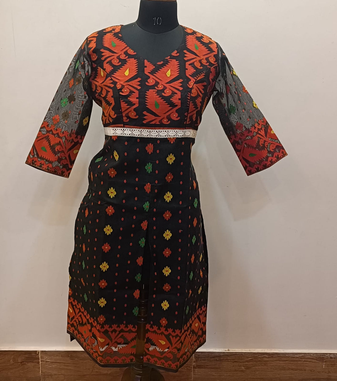 Resham Jamdani Kurti Front Lower-Middle and Side Cut SN2025WPRJ126