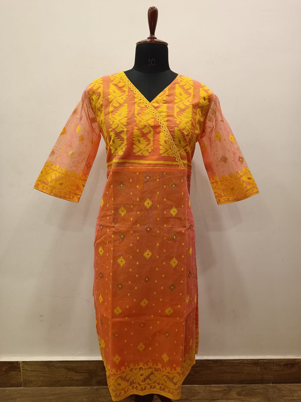 Resham Jamdani Kurti SN26WPRJ193