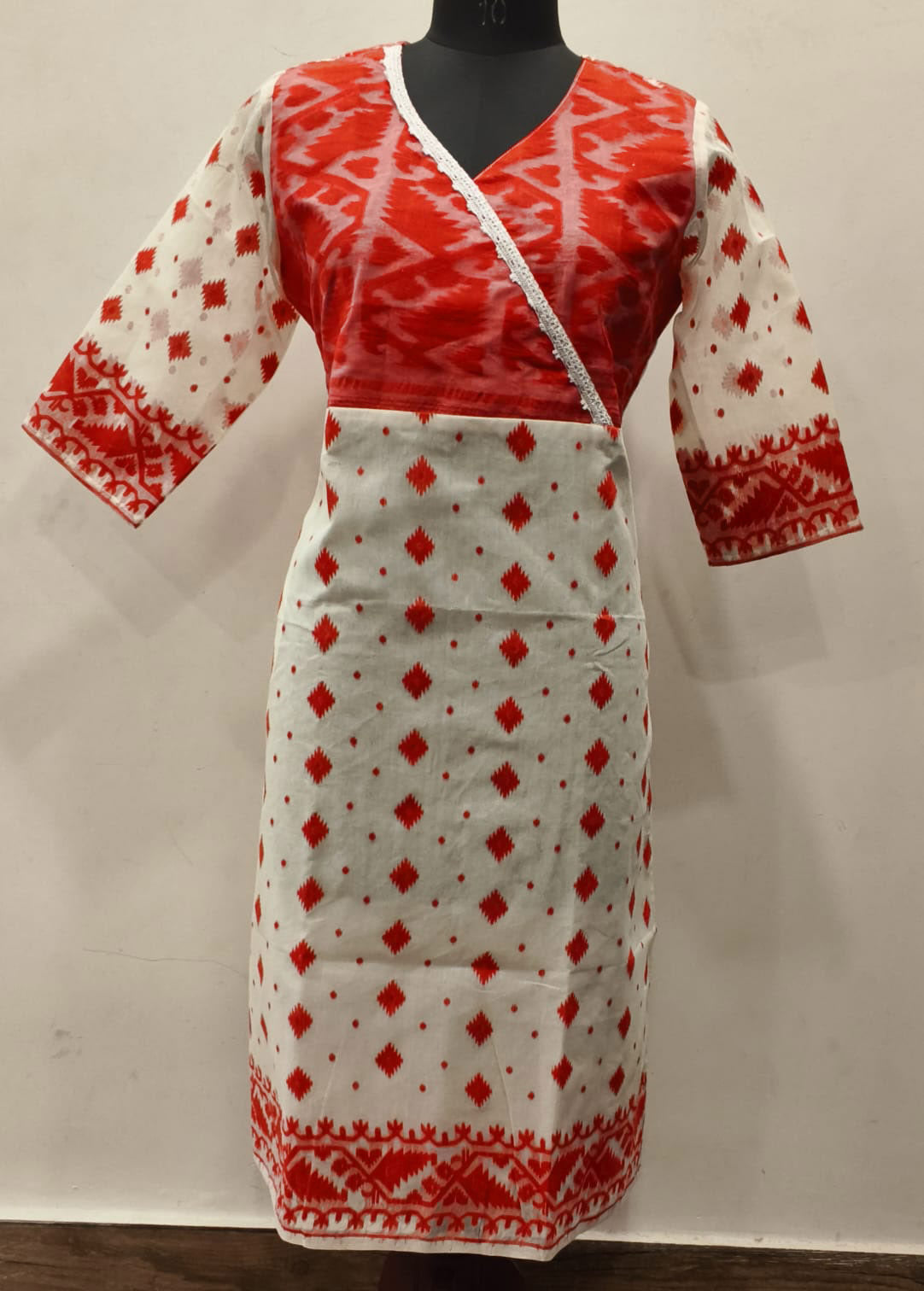 Resham Jamdani Kurti SN26WPRJ196
