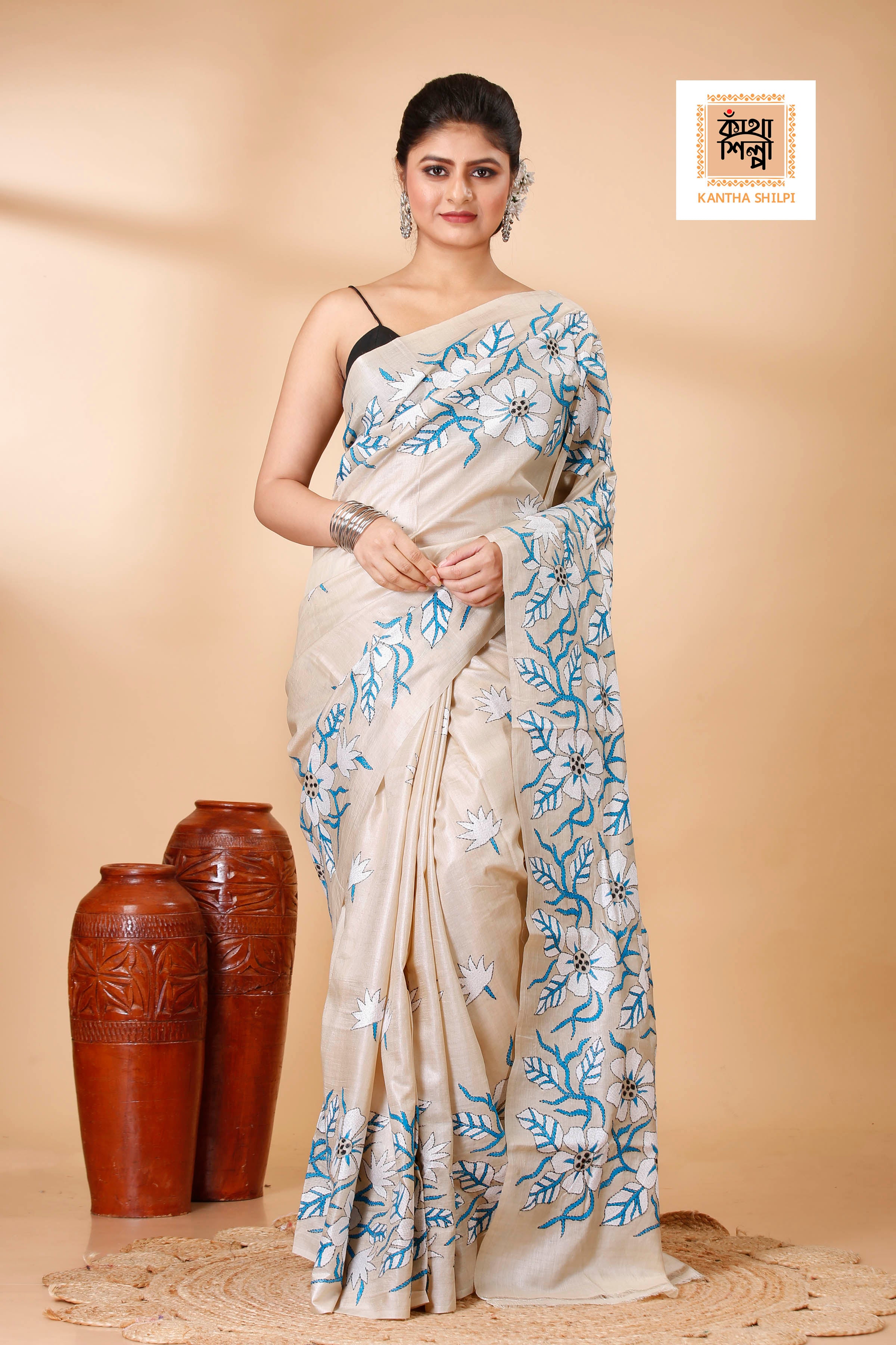 Gachi Tussar Tricolor Thread Work Petals Design Kantha Stitch Saree