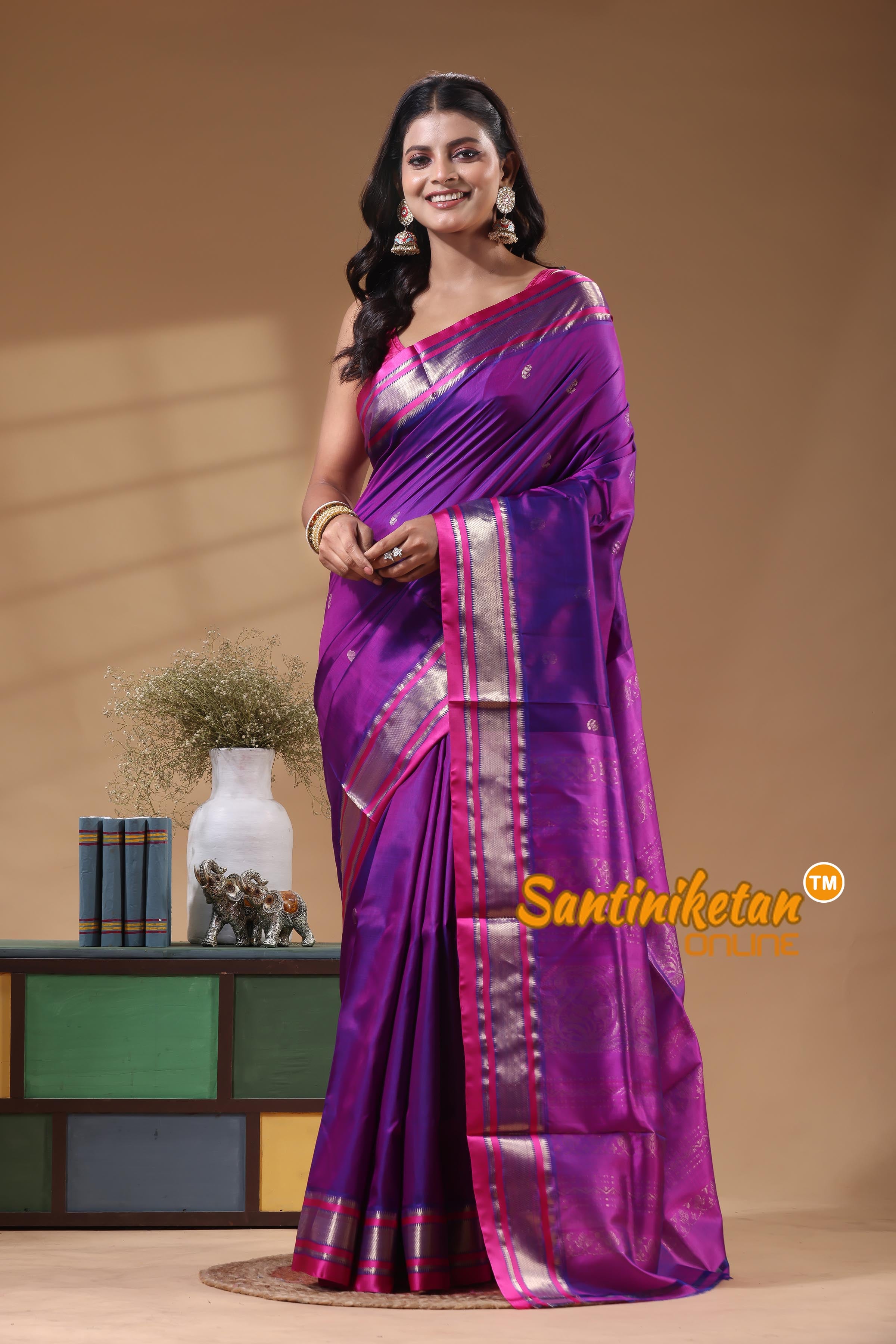 Kanjivaram Design Garad Silk Saree With Blouse
