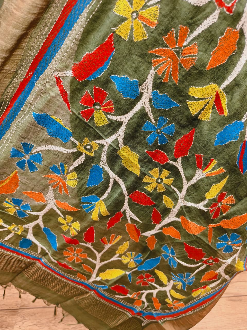 Zari Border Pure Tussar Kantha Stitch Dupatta SN26KD25