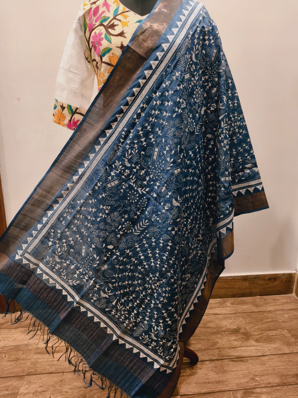 Zari Border Pure Tussar Kantha Stitch Dupatta SN26KD55