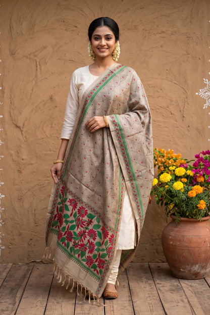 Pure Tussar Kantha Stitch Dupatta SN26KD96