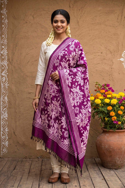 Pure Bangalore Silk Kantha Stitch Dupatta SN26KD102