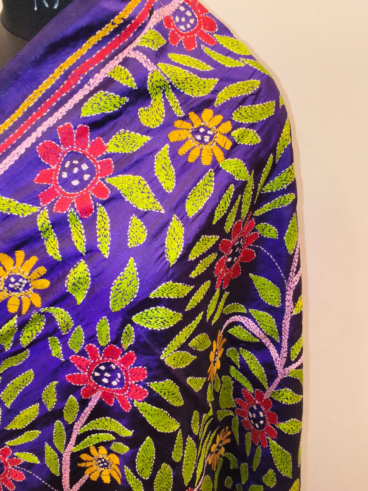 Pure Bangalore Silk Kantha Stitch Dupatta SN26KD108