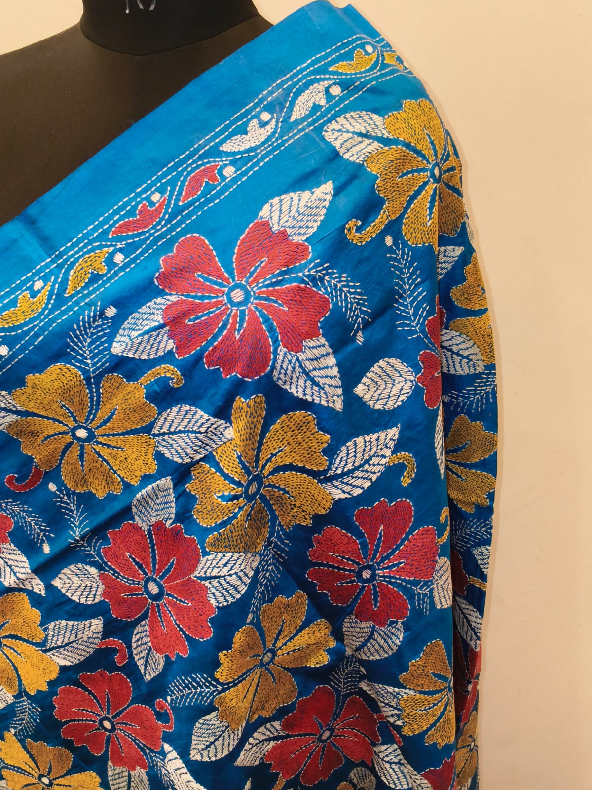 Pure Bangalore Silk Kantha Stitch Dupatta SN26KD109