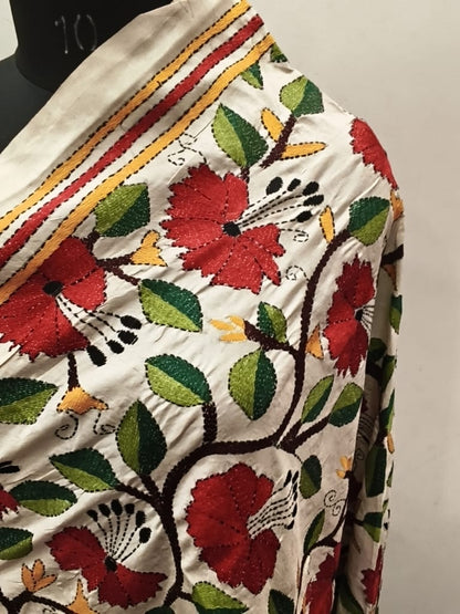 Tussar Kantha Stitch Dupatta SN26KD118