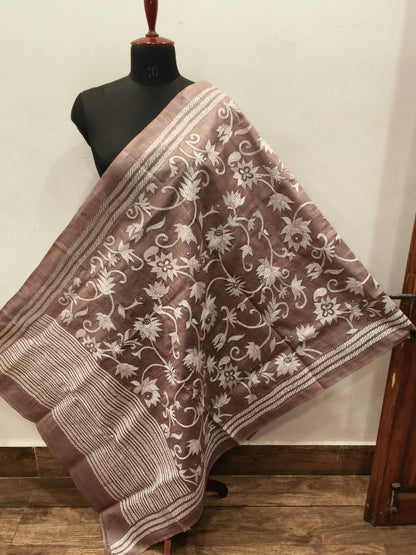 Pure Tussar Kantha Stitch Dupatta SN26KD161