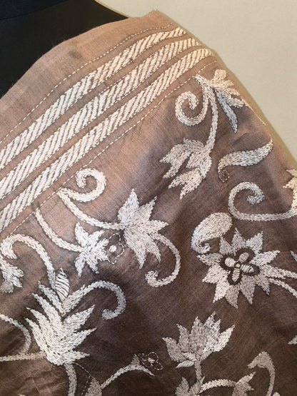 Pure Tussar Kantha Stitch Dupatta SN26KD161
