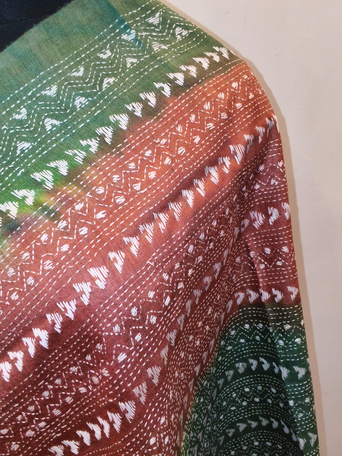 Pure Tussar Kantha Stitch Dupatta SN26KD71