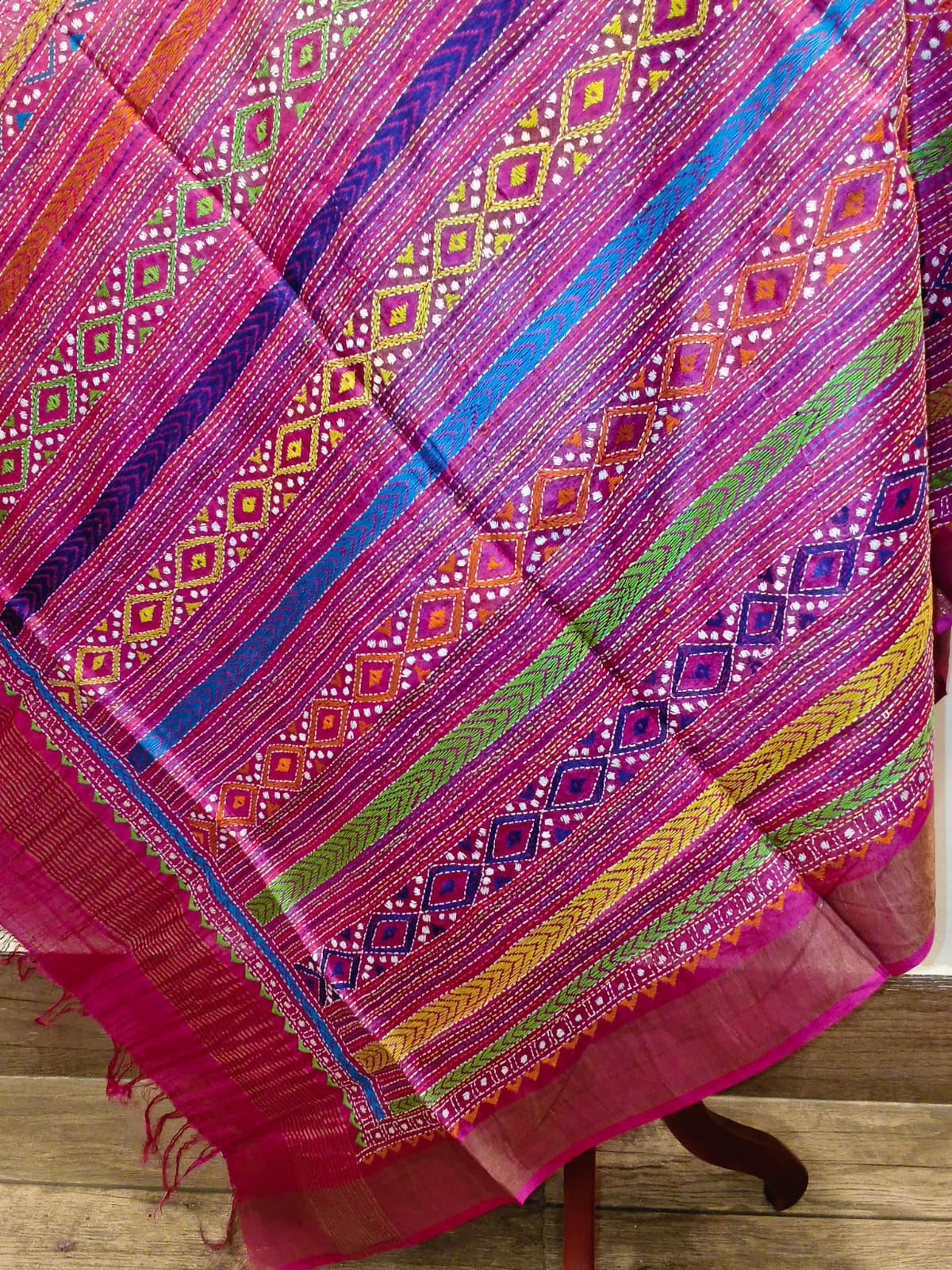 Pure Tussar Kantha Stitch Dupatta SN26KD73