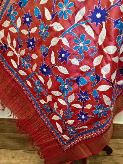 Pure Tussar Kantha Stitch Dupatta SN26KD74