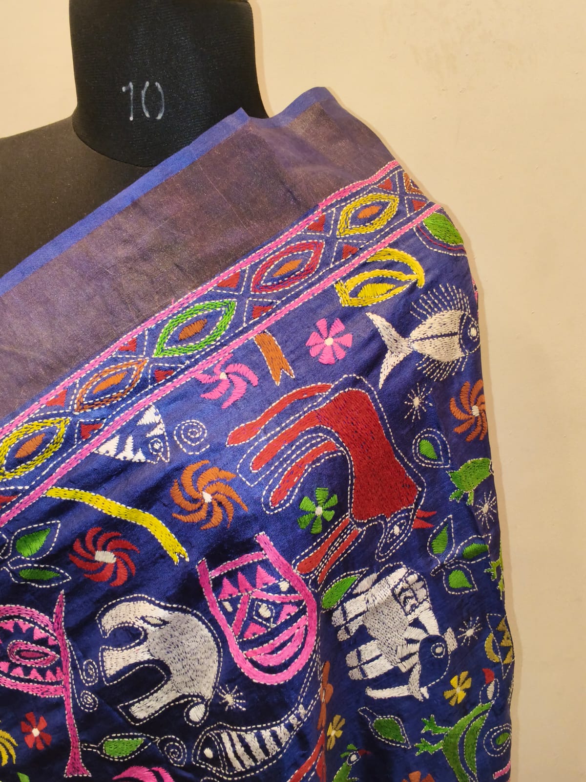 Pure Tussar Kantha Stitch Dupatta SN26KD75