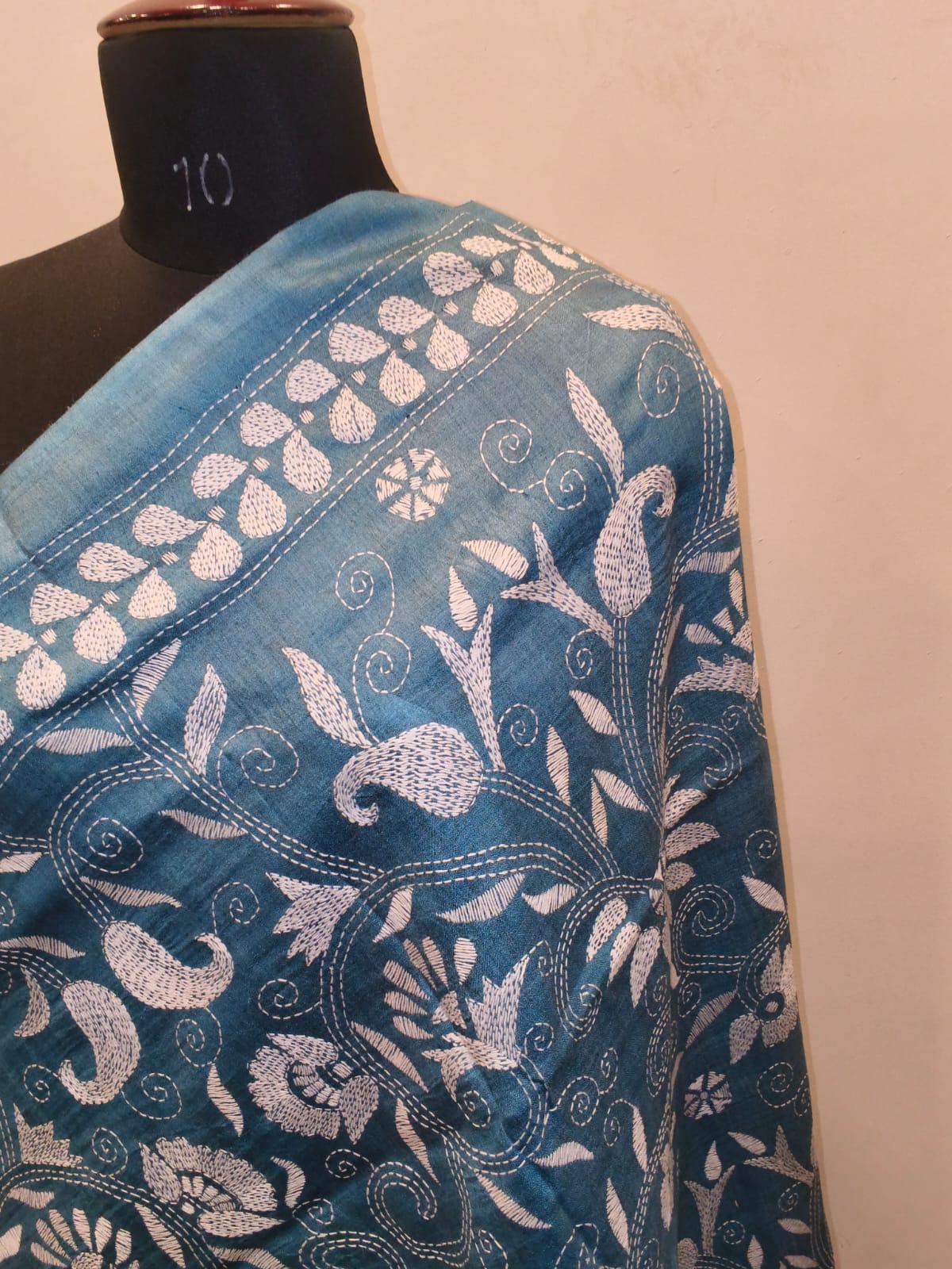 Pure Tussar Kantha Stitch Dupatta SN26KD77