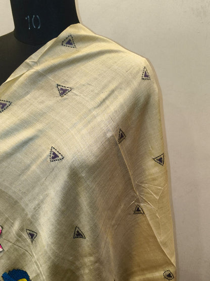 Pure Tussar Kantha Stitch Dupatta SN26KD85