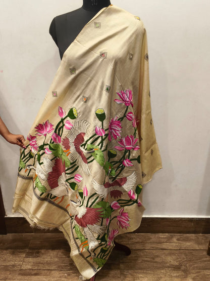 Pure Tussar Kantha Stitch Dupatta SN26KD86