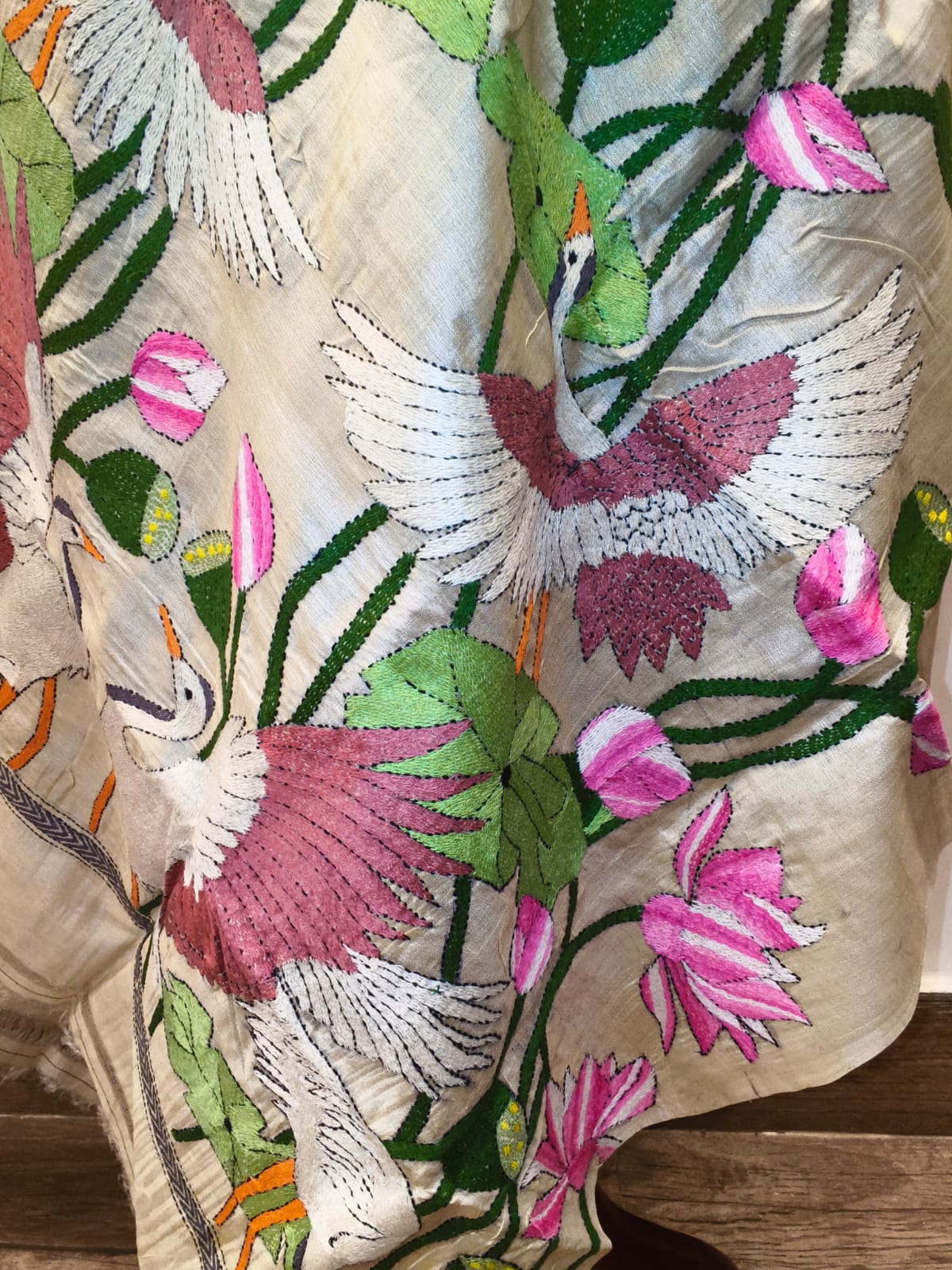Pure Tussar Kantha Stitch Dupatta SN26KD86