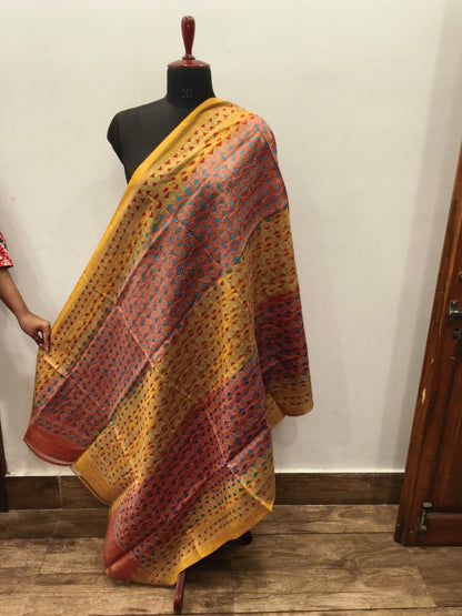 Pure Tussar Kantha Stitch Dupatta SN26KD90