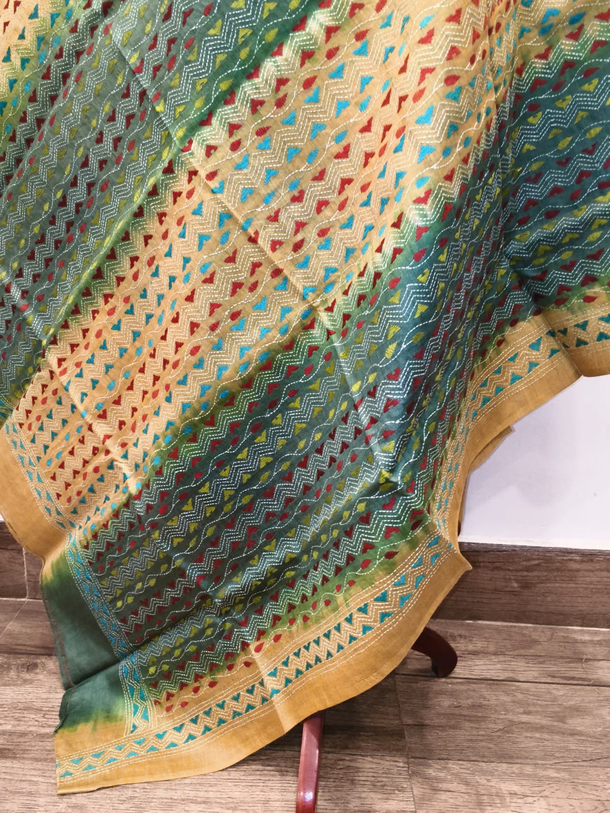 Pure Tussar Kantha Stitch Dupatta SN26KD94