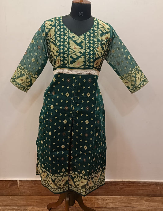 Resham Jamdani Kurti Front Lower-Middle and Side Cut SN2025WPRJ127