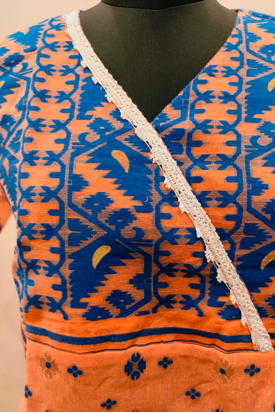 Resham Jamdani Kurti SN26WPRJ177