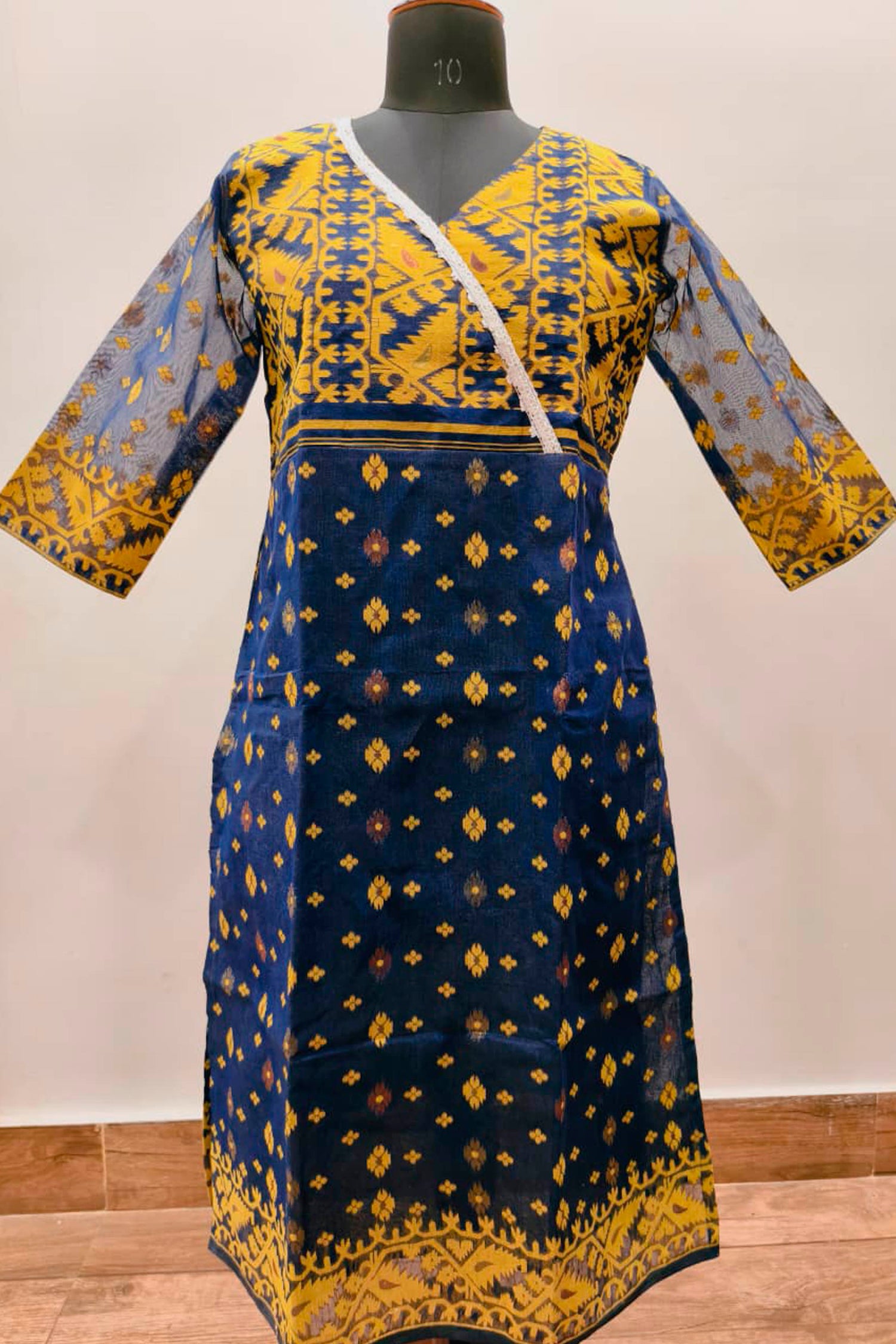 Resham Jamdani Kurti SN26WPRJ178