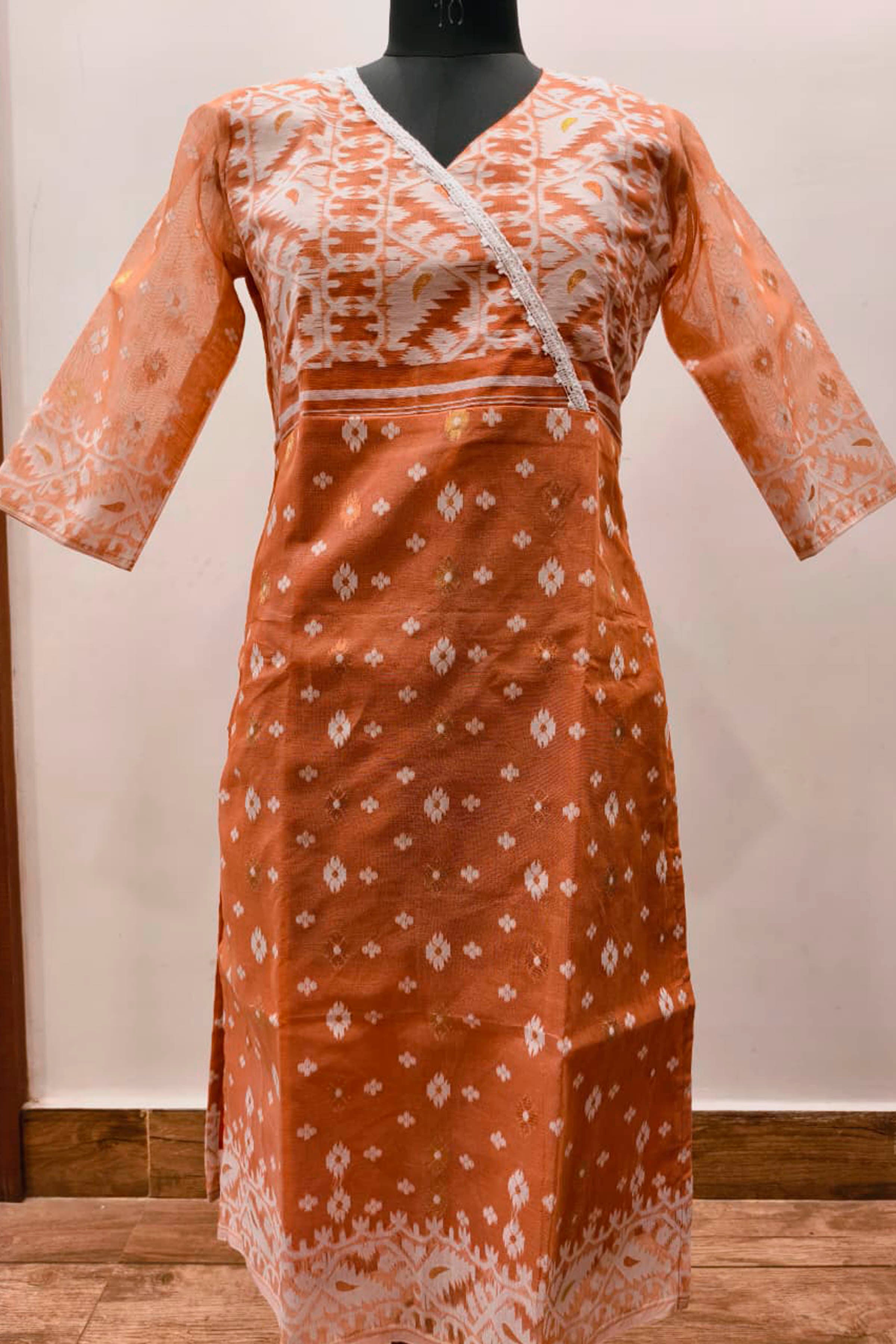 Resham Jamdani Kurti SN26WPRJ179