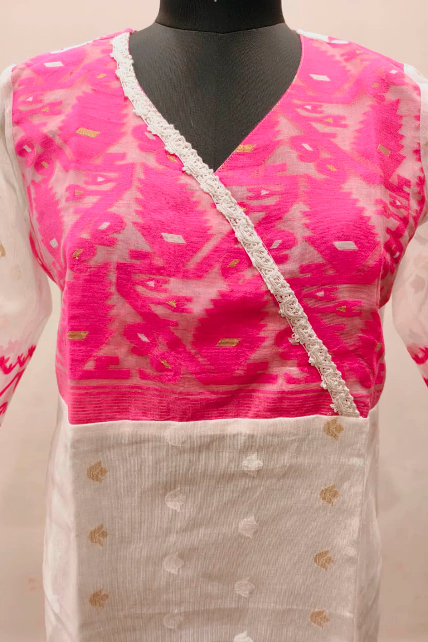 Resham Jamdani Kurti SN26WPRJ183