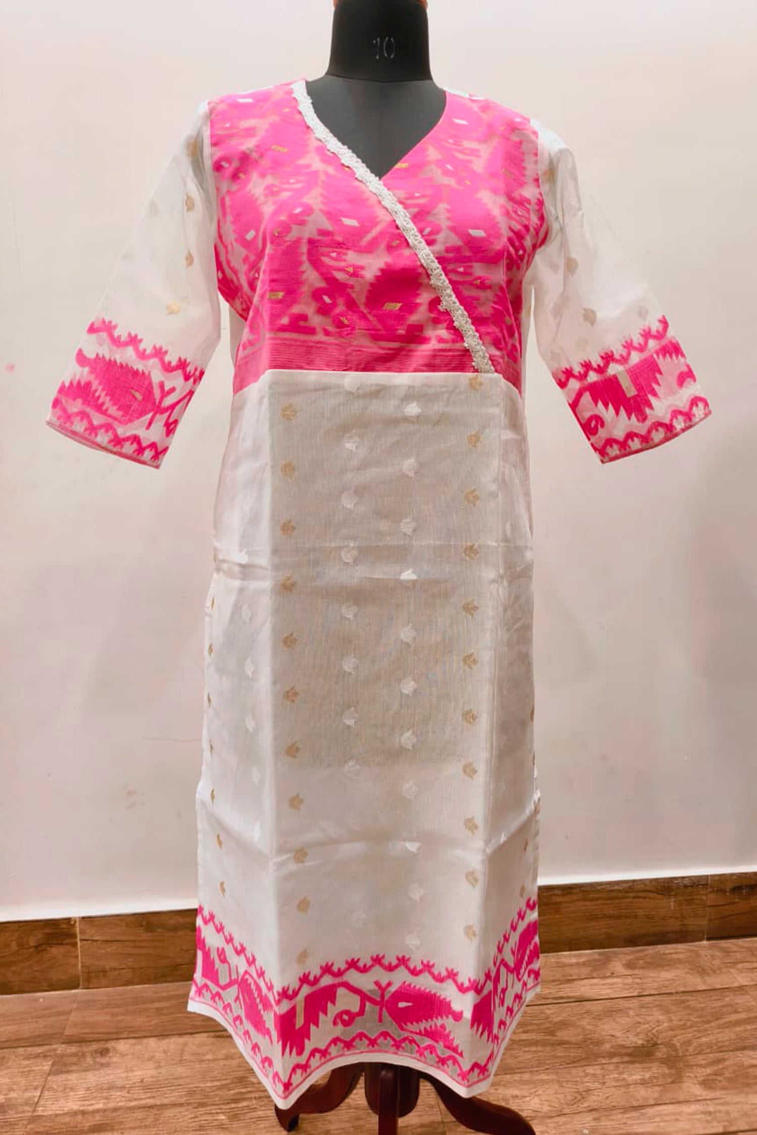 Resham Jamdani Kurti SN26WPRJ183