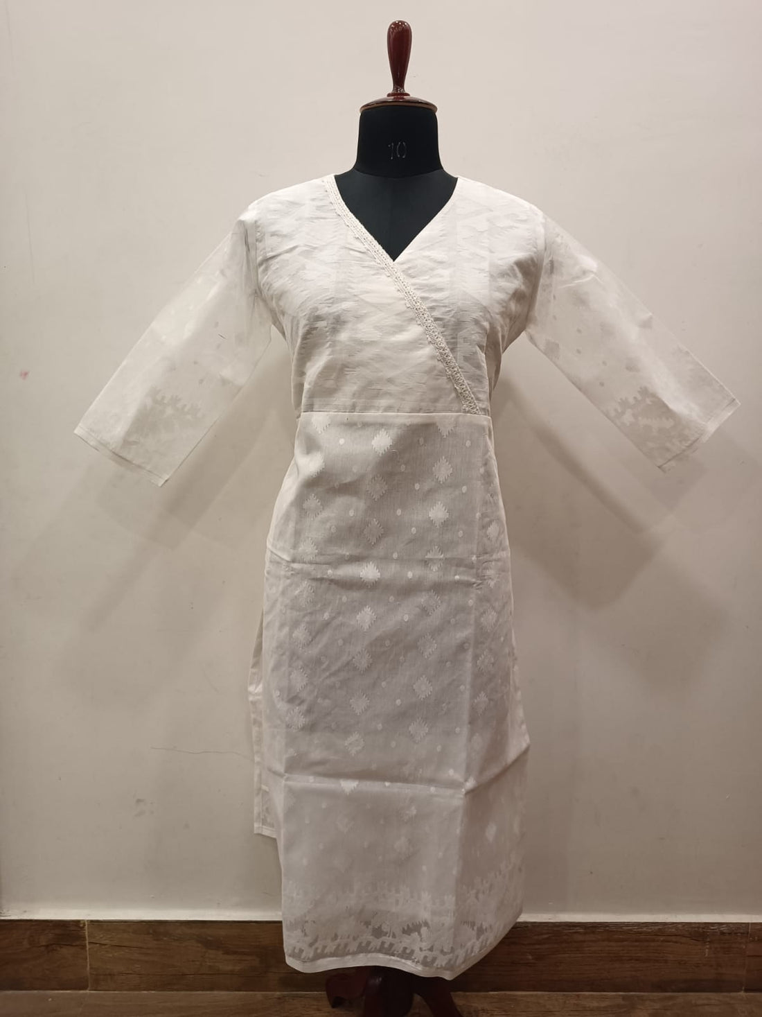 Resham Jamdani Kurti SN26WPRJ194