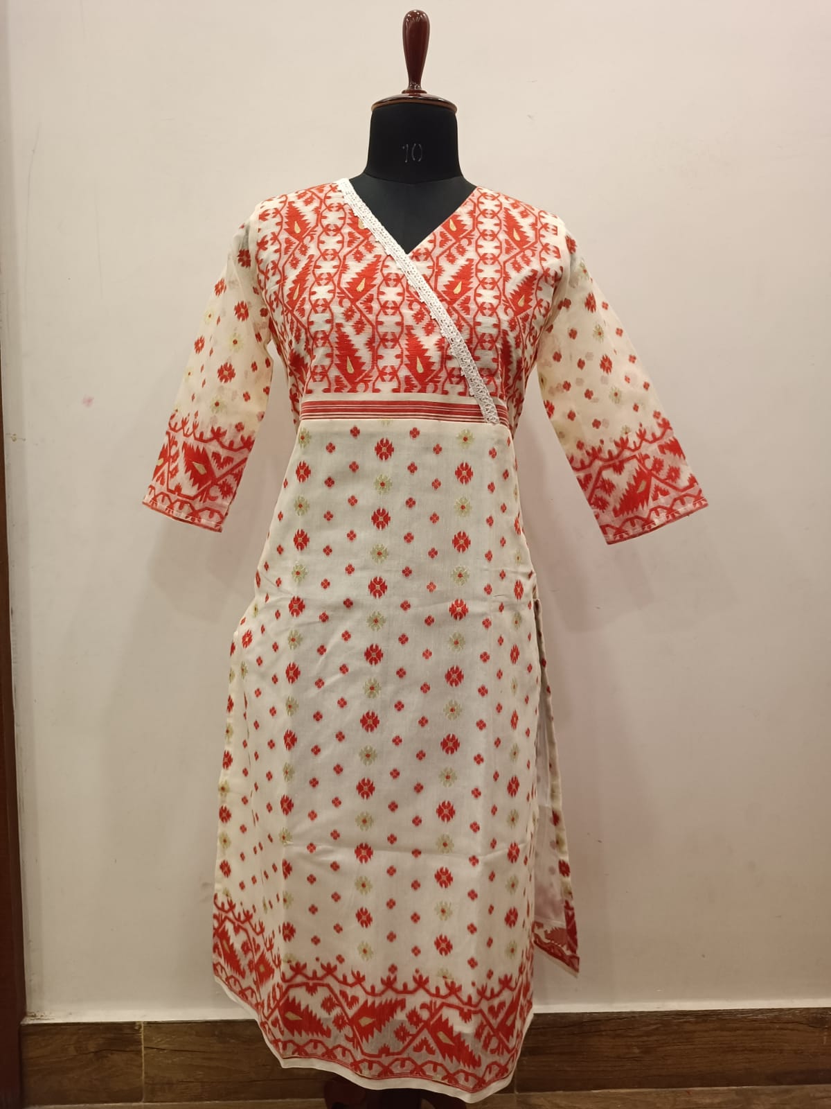 Resham Jamdani Kurti SN26WPRJ195