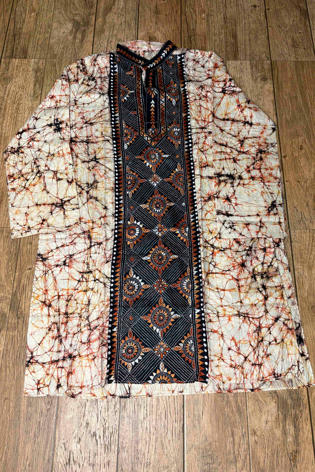 White Pure Cotton Crack Batik with Kantha Work (Hand Embroidery) Panjabi