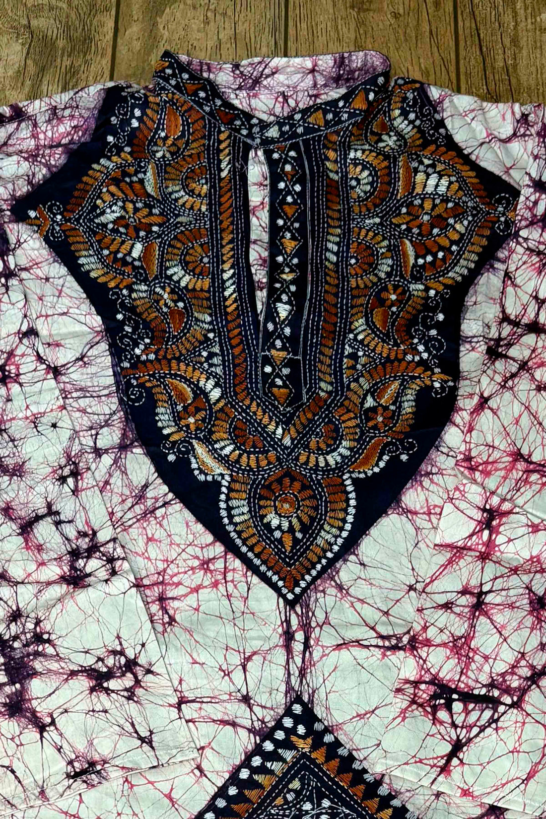Off-white Pure Cotton Batik with Kantha Work (Hand Embroidery) Panjabi
