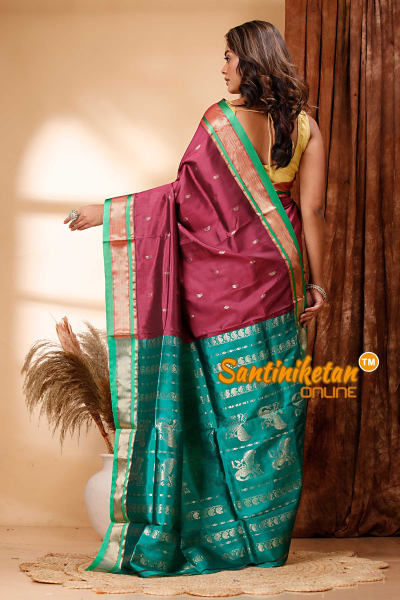 Kanjivaram Design Garad Silk Saree with Blouse SN202418370