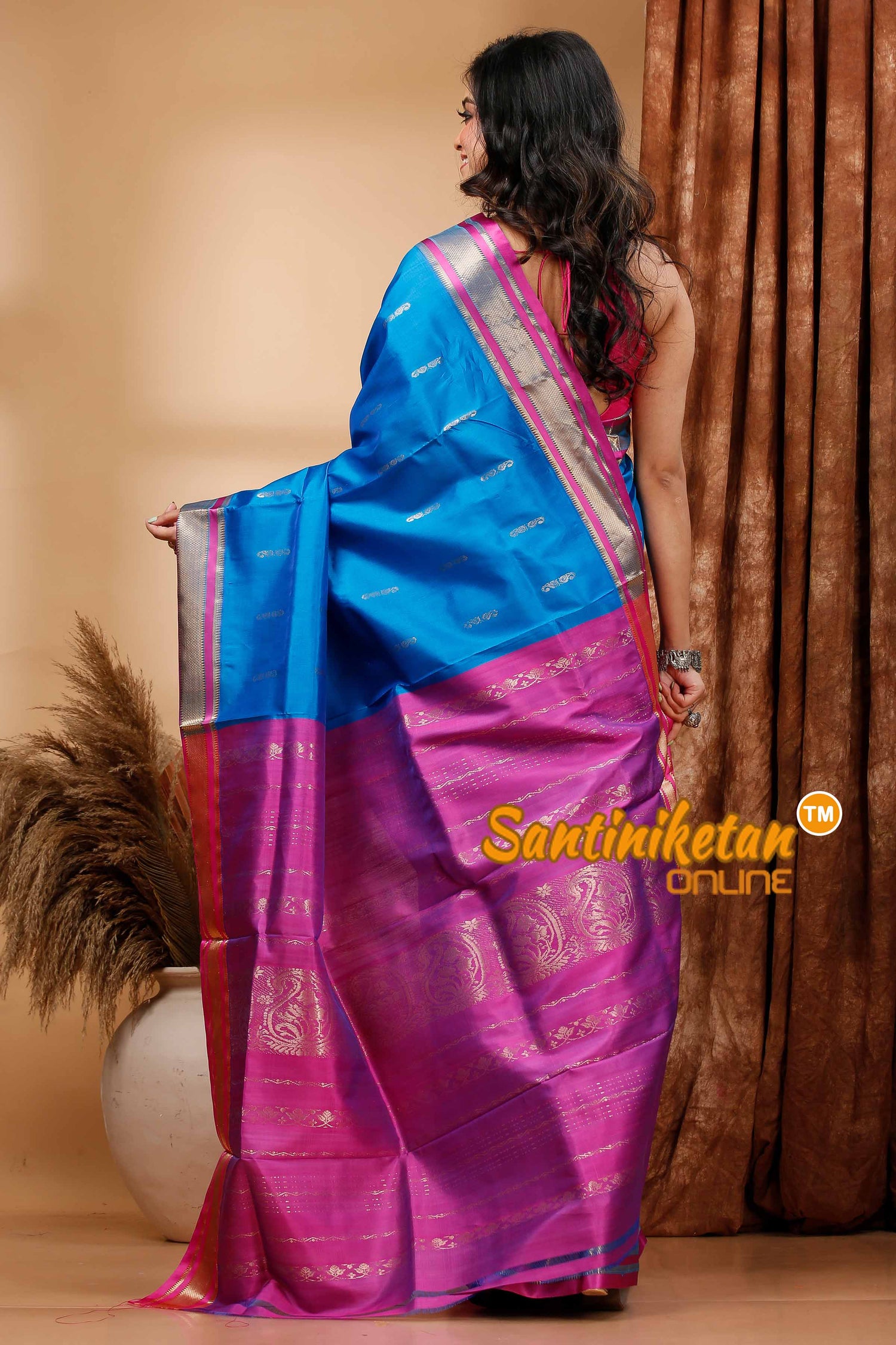 Kanjivaram Design Garad Silk Saree with Blouse SN202419996