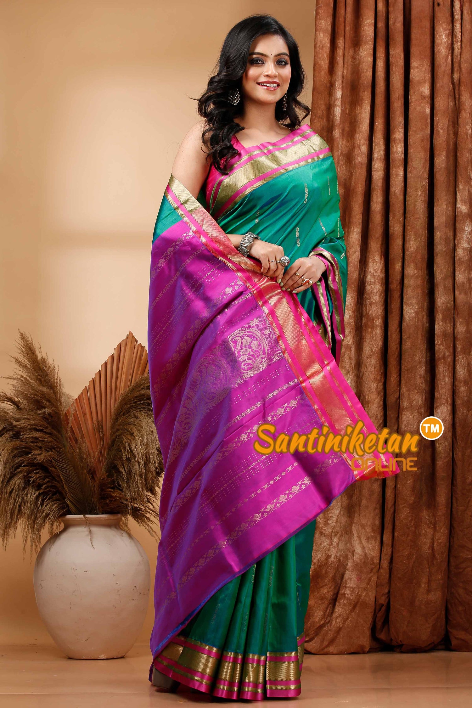 Kanjivaram Design Garad Silk Saree with Blouse SN202420001