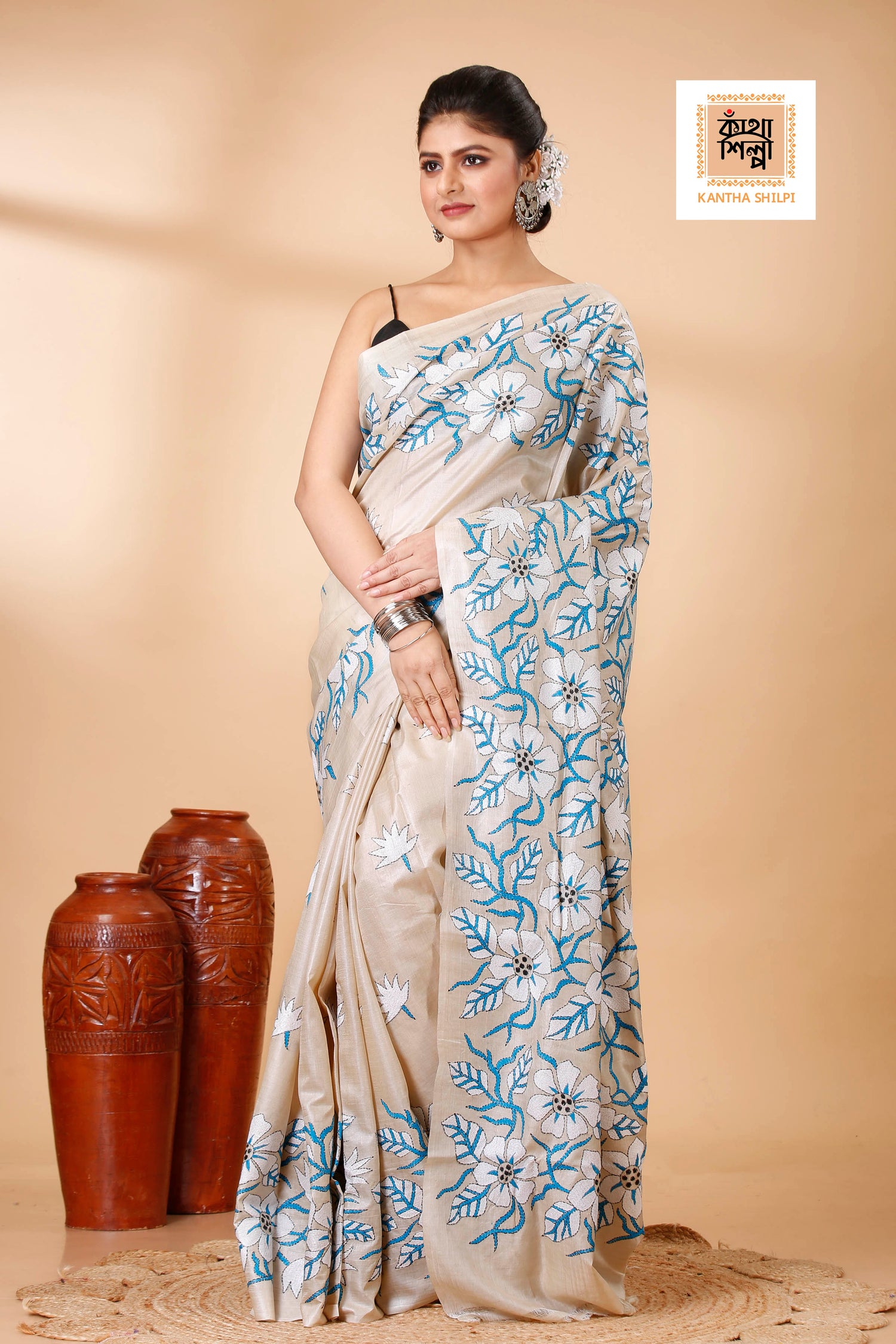 Gachi Tussar Tricolor Thread Work Petals Design Kantha Stitch Saree