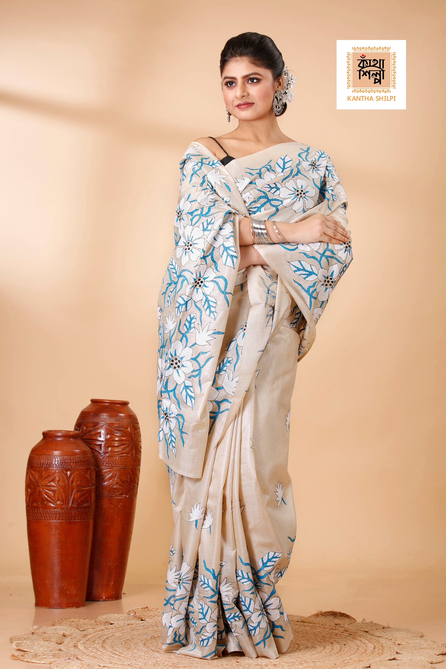 Gachi Tussar Tricolor Thread Work Petals Design Kantha Stitch Saree