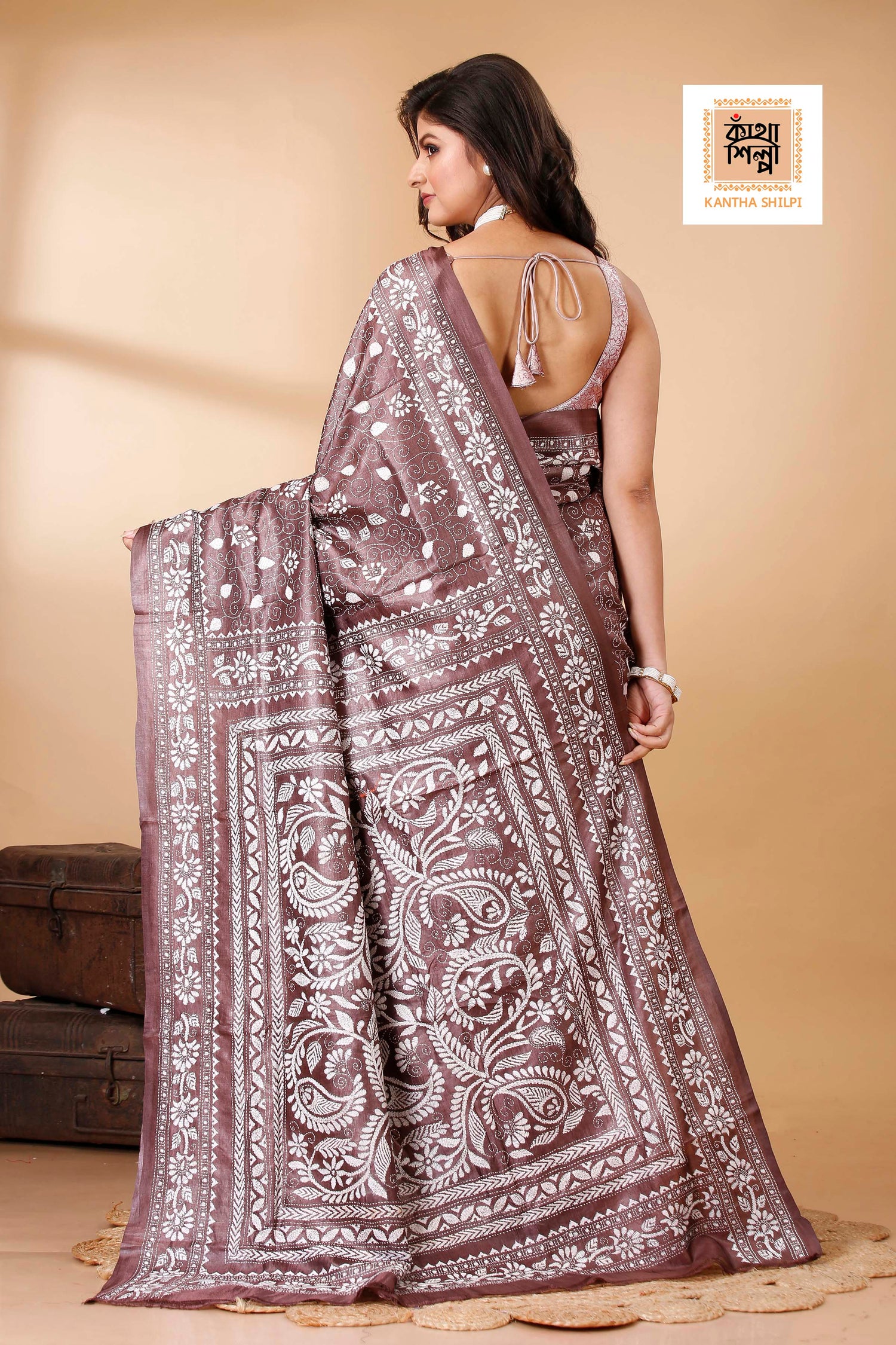 Rosy Finch Color Dye Tussar White Color Thread Work Floral Motif Kantha Stitch Saree