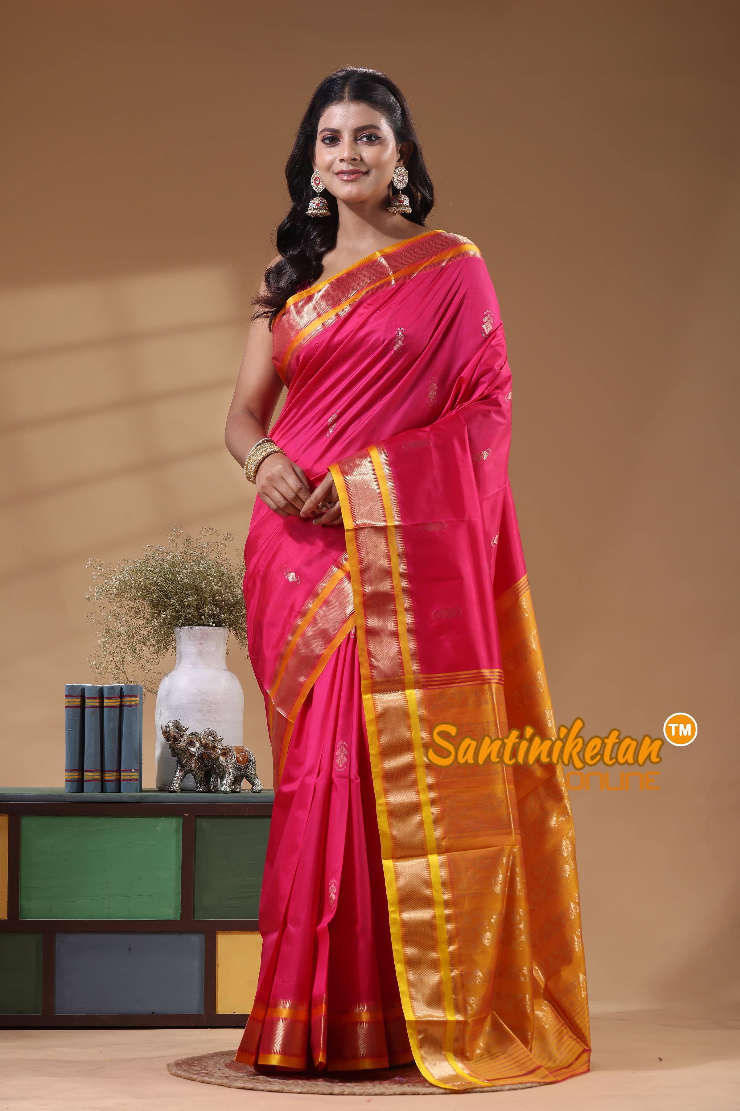 Kanjivaram Design Garad Silk Saree With Blouse