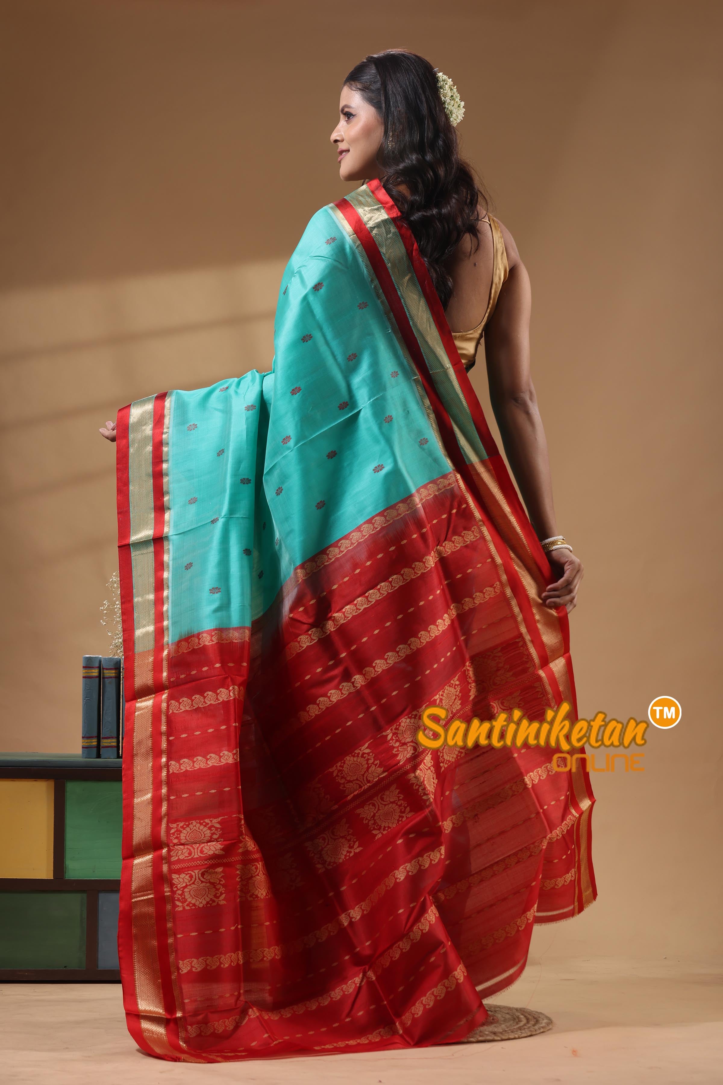 Kanjivaram Design Garad Silk Saree With Blouse