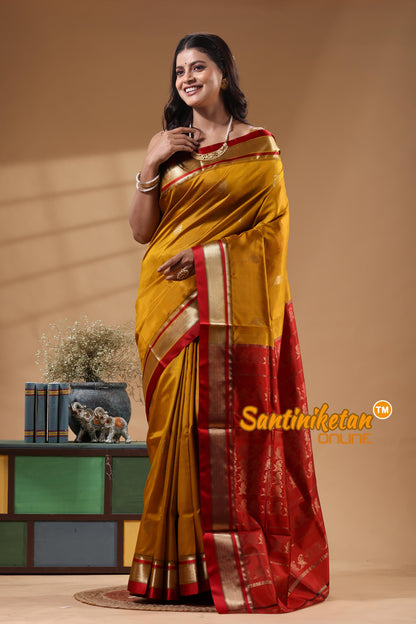 Kanjivaram Design Garad Silk Saree With Blouse