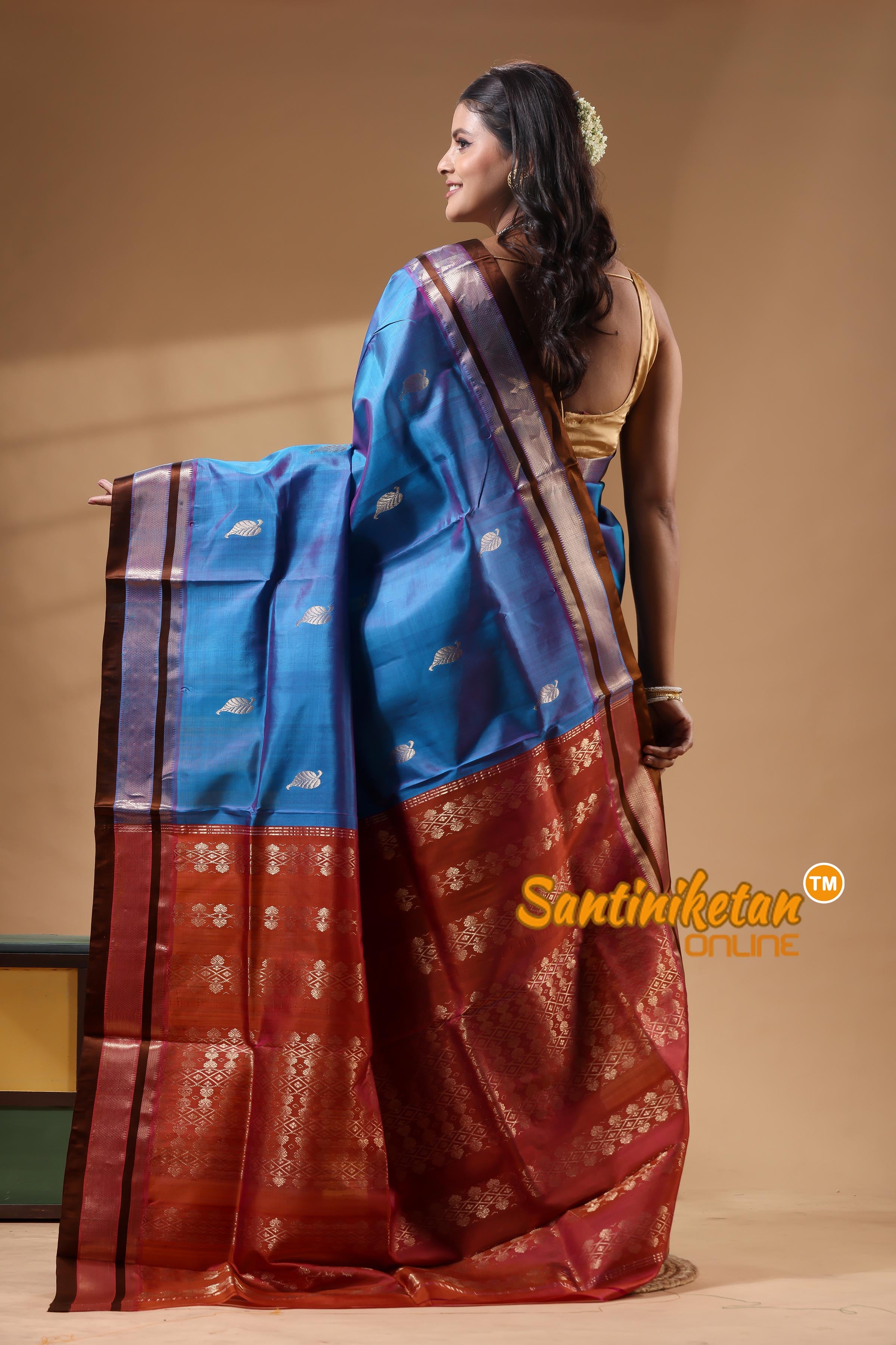 Kanjivaram Design Garad Silk Saree With Blouse