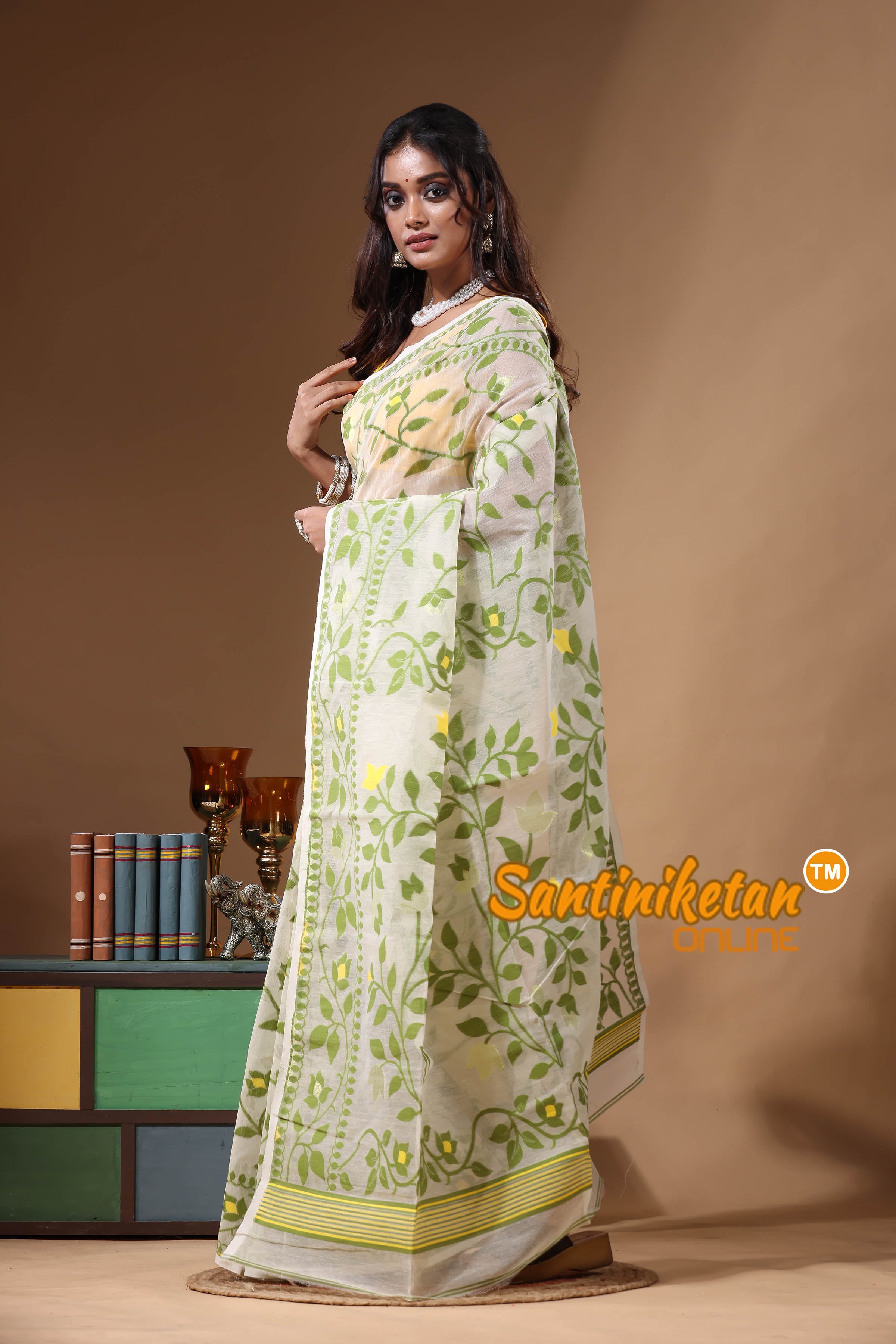 Resham Dhakai Jamdani SN2630963