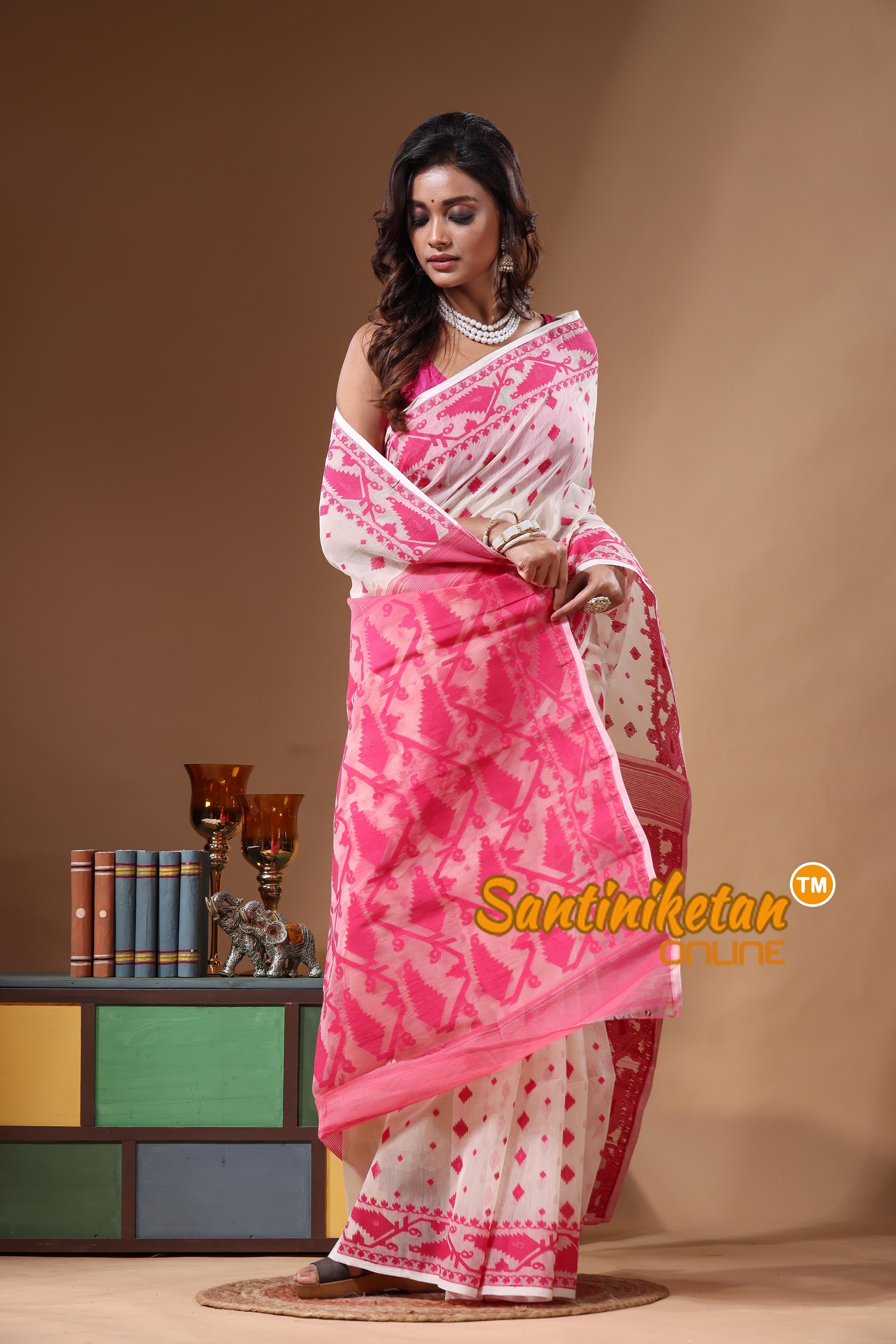 Resham Dhakai Jamdani SN2631275